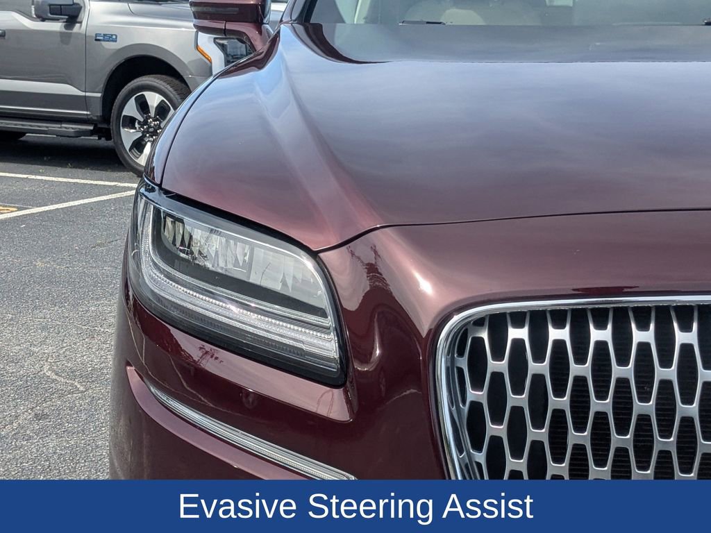 Used 2023 Lincoln Nautilus Reserve w/ Equipment Group 201A image 10