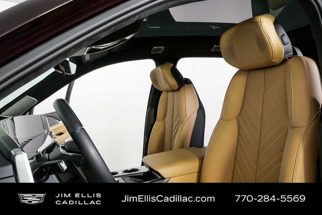 Certified 2025 Cadillac Escalade IQ Sport 2 AWD/4WD image 5