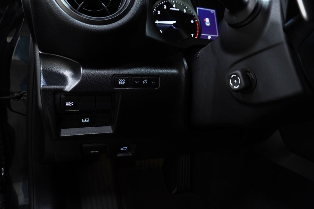 Used 2025 Lexus IS 300 w/ Premium Package image 22