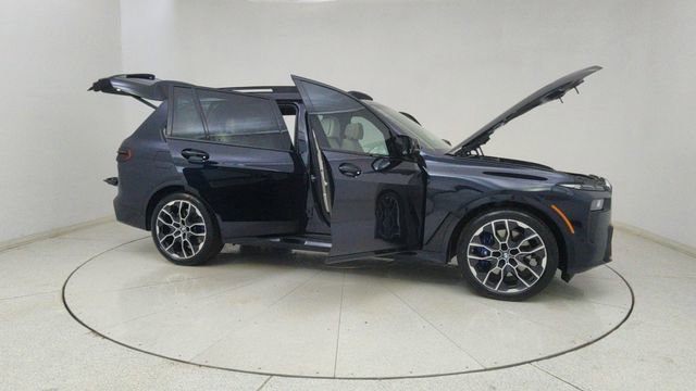 Used 2026 BMW X7 M60i AWD/4WD image 74
