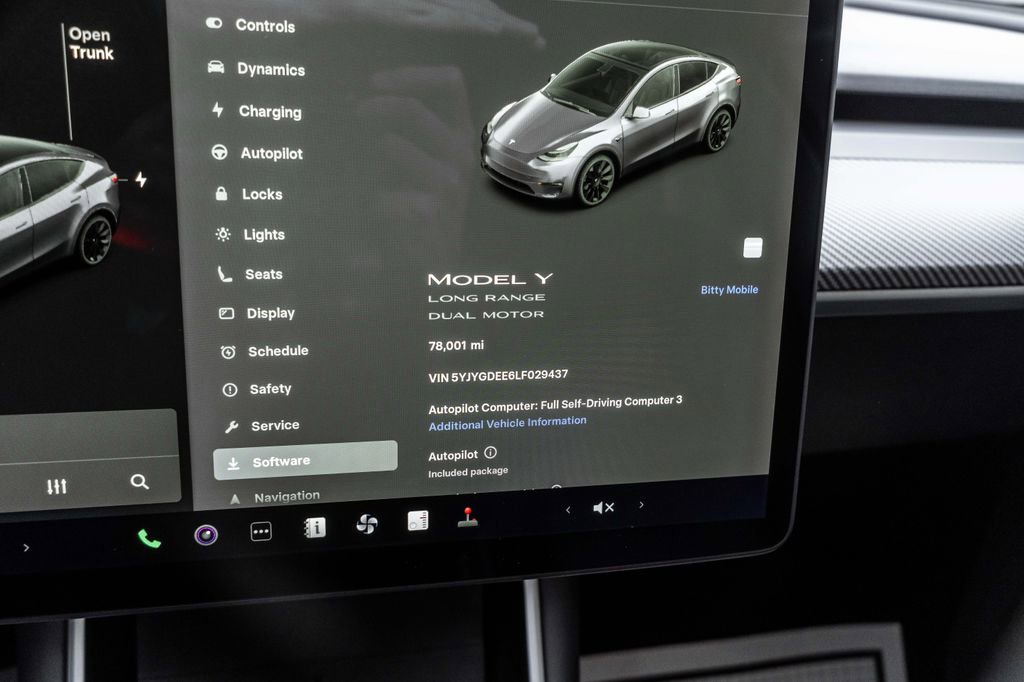 Used 2020 Tesla Model Y Long Range image 19