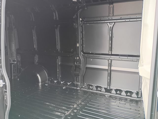 New 2026 RAM ProMaster 2500 w/ Convenience Group FWD image 14