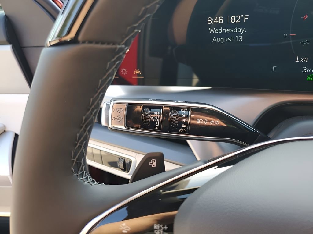 New 2026 Cadillac Vistiq Sport w/ LPO, Floor Liner Package image 36