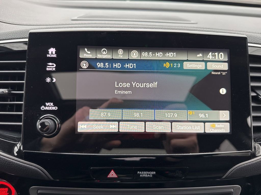 Used 2022 Honda Pilot Elite image 39