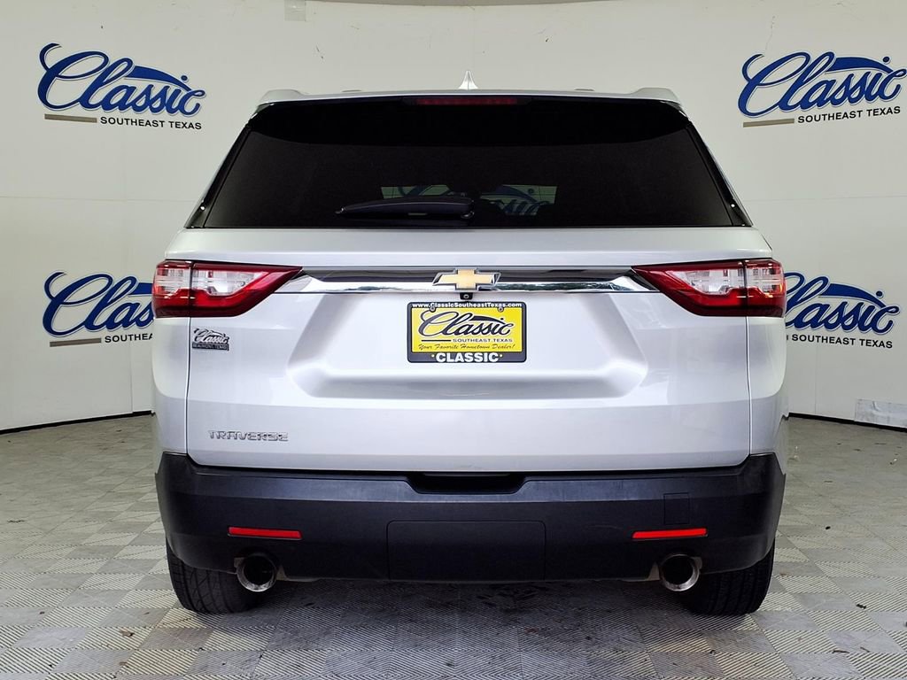 Used 2020 Chevrolet Traverse LS FWD image 4