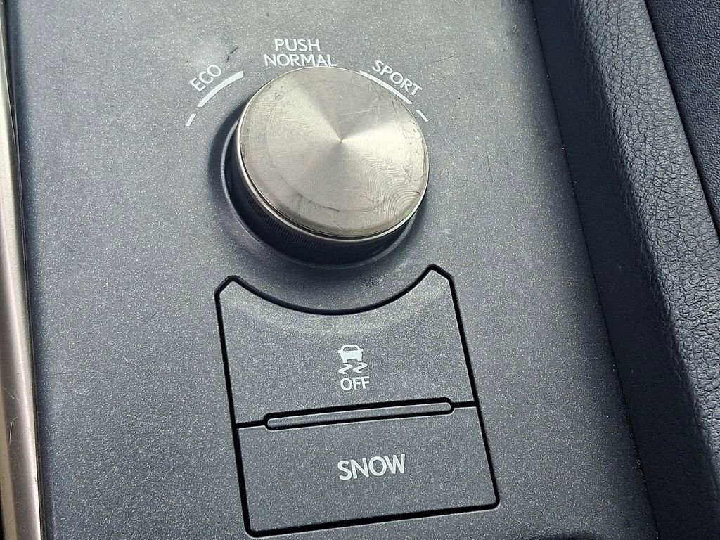 Used 2015 Lexus IS 250 AWD w/ Navigation System Package image 26
