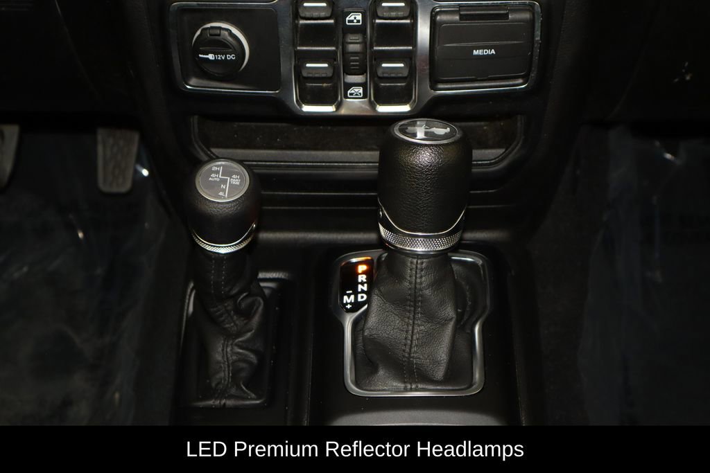 Used 2023 Jeep Wrangler Unlimited w/ Cold Weather Group AWD/4WD image 27