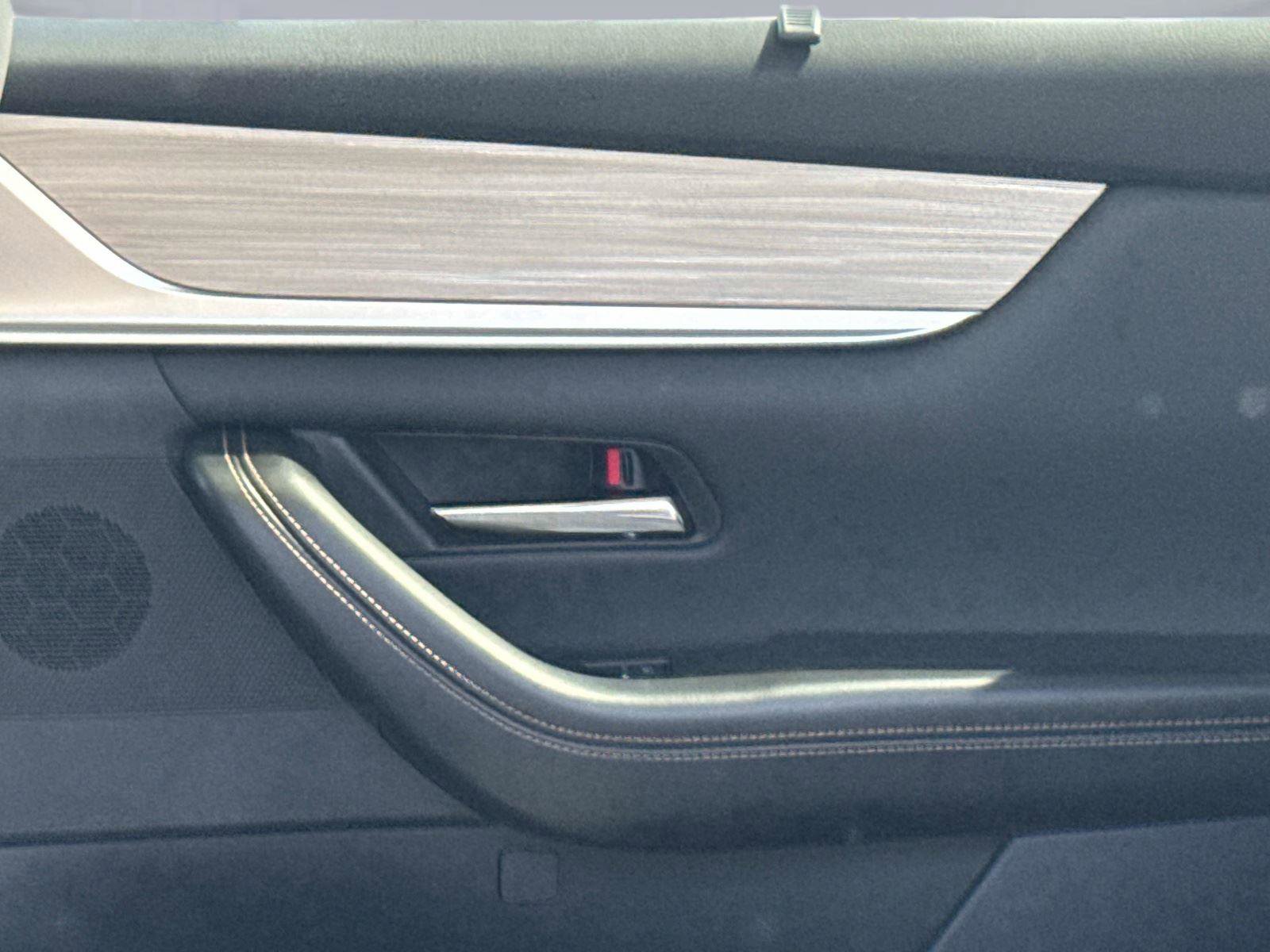 Certified 2024 MAZDA CX-90 Plug-In Hybrid w/ Preferred image 16