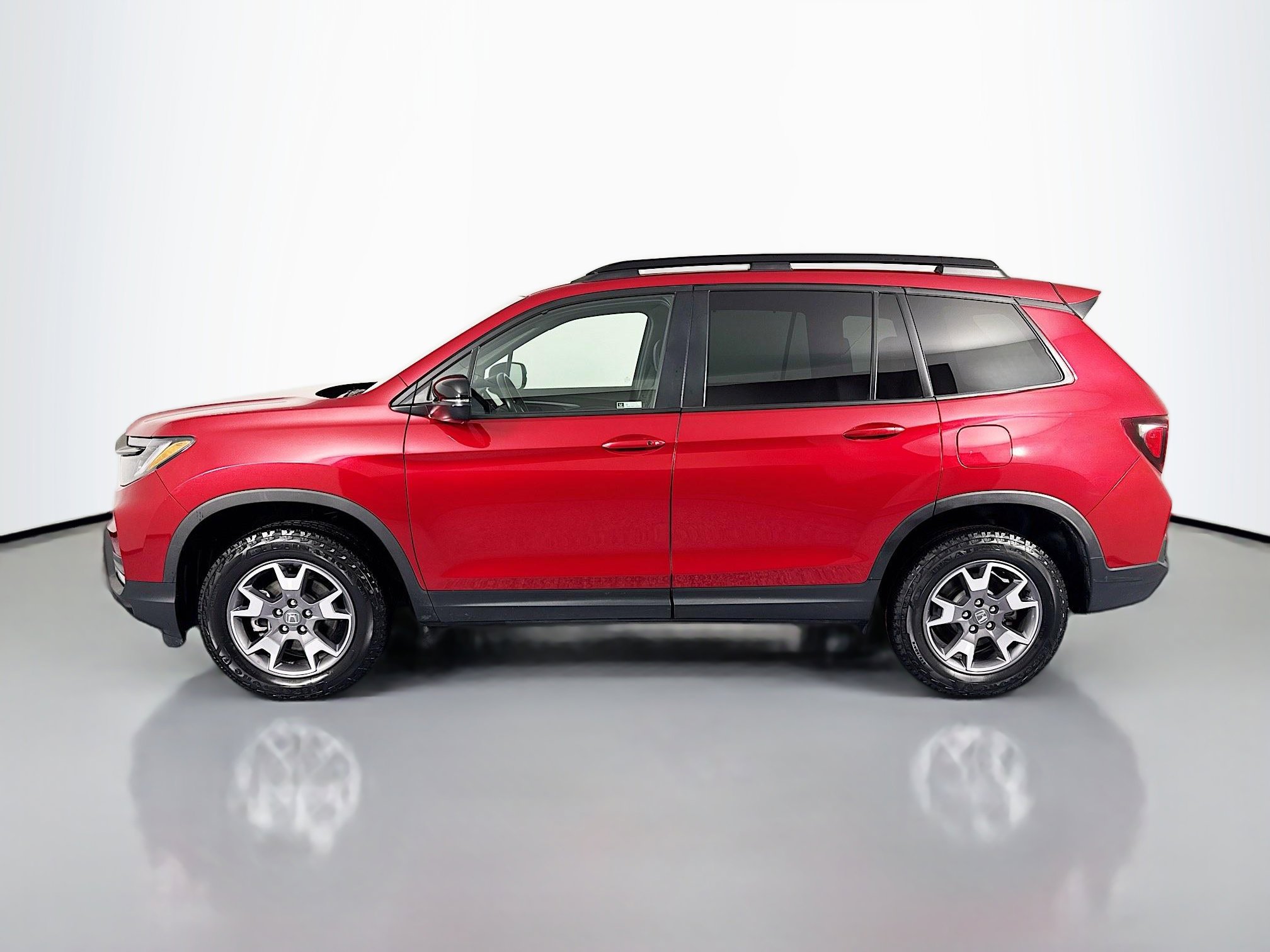 Certified 2023 Honda Passport TrailSport image 8