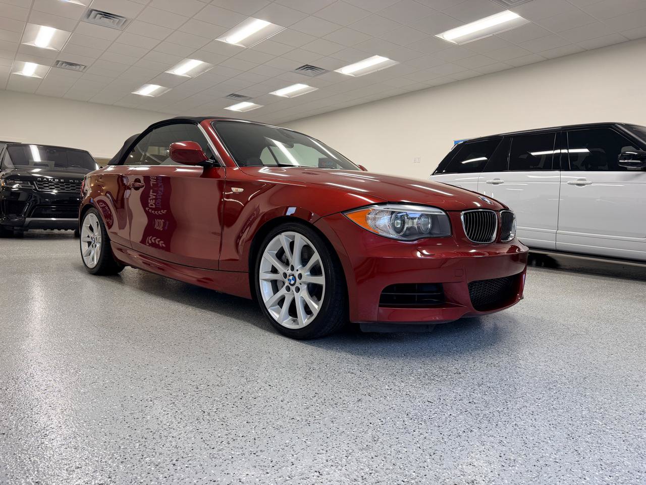 Used 2012 BMW 135i Convertible RWD image 11