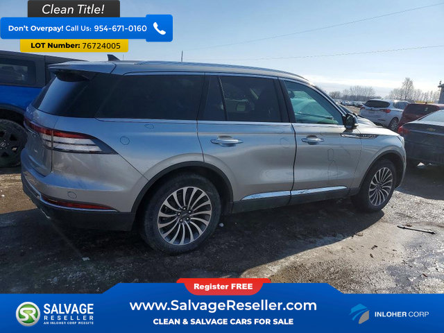 Used 2024 Lincoln Aviator AWD w/ Premium Package image 4