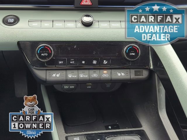 Used 2024 Hyundai Elantra Limited image 10