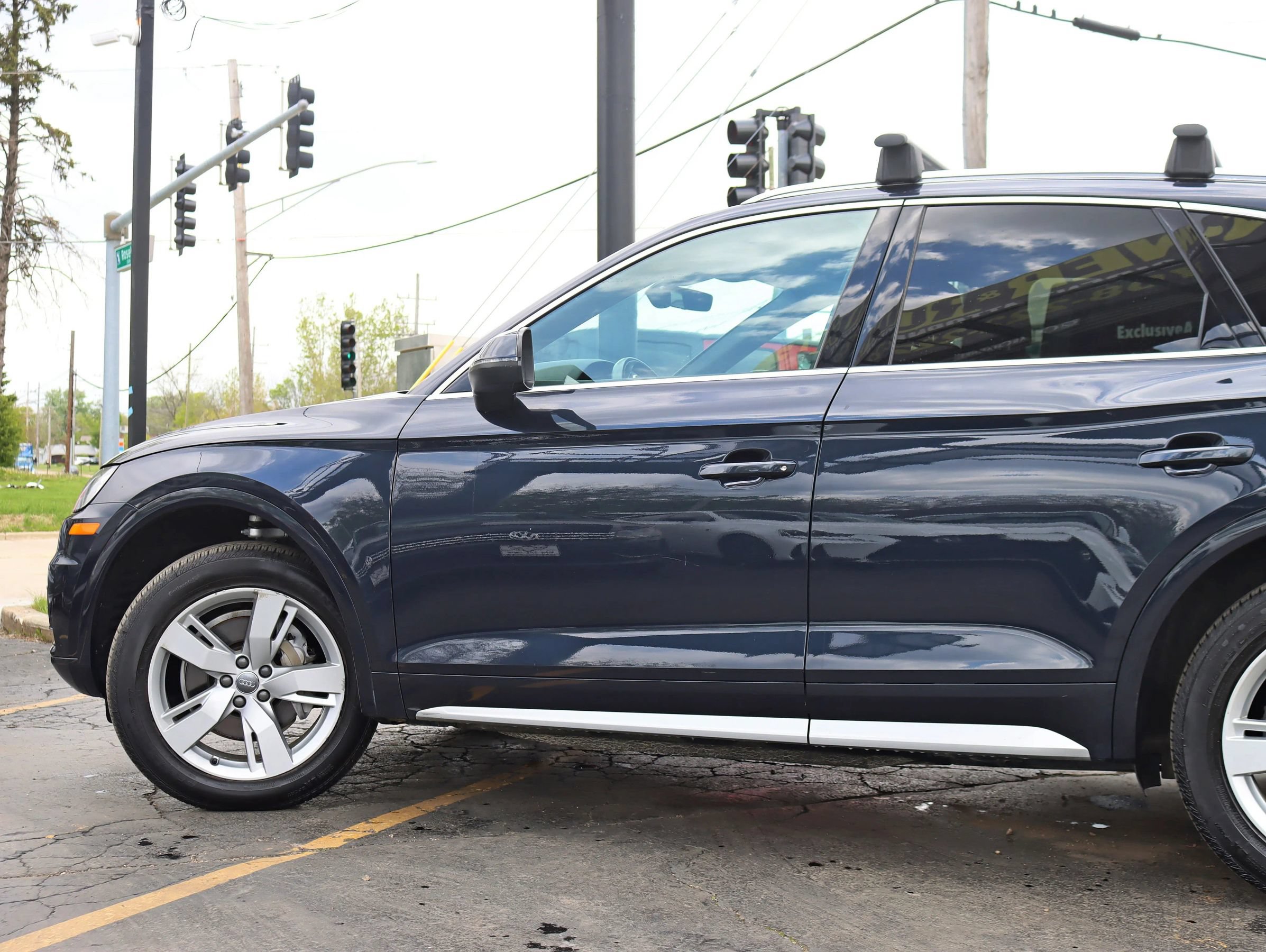 Used 2019 Audi Q5 2.0T Premium Plus w/ Premium Plus Package AWD/4WD image 14