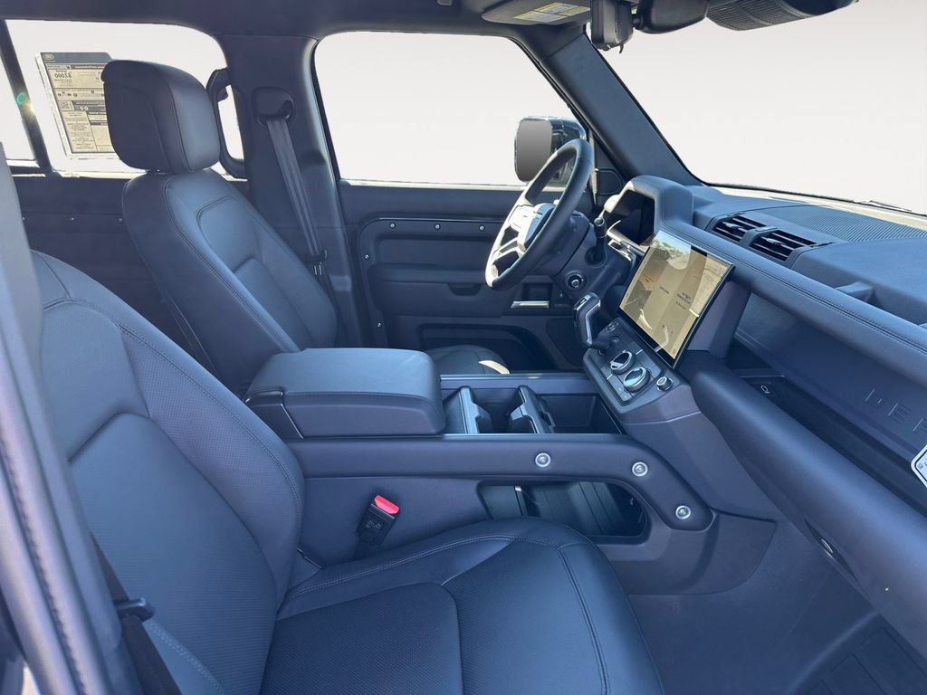 New 2026 Land Rover Defender 110 X-Dynamic SE AWD/4WD image 15