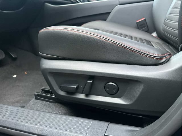 New 2026 Nissan Rogue SV AWD/4WD image 10