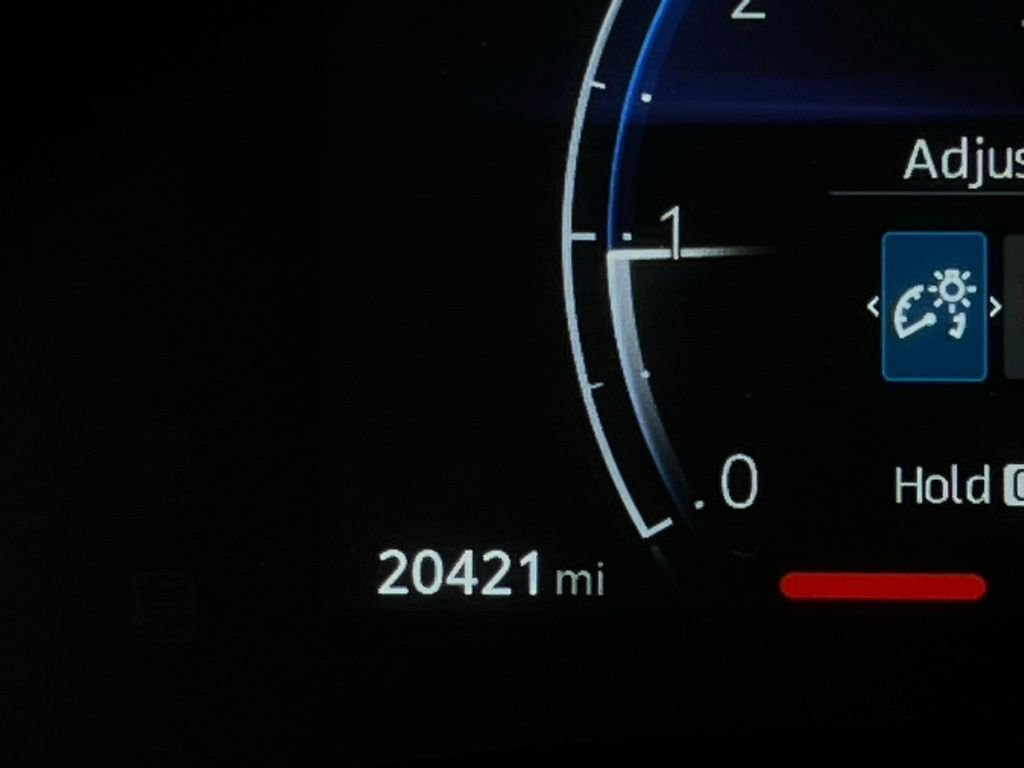 Used 2025 Toyota Grand Highlander AWD image 14