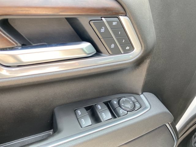 Certified 2025 GMC Sierra 1500 SLT AWD/4WD image 17