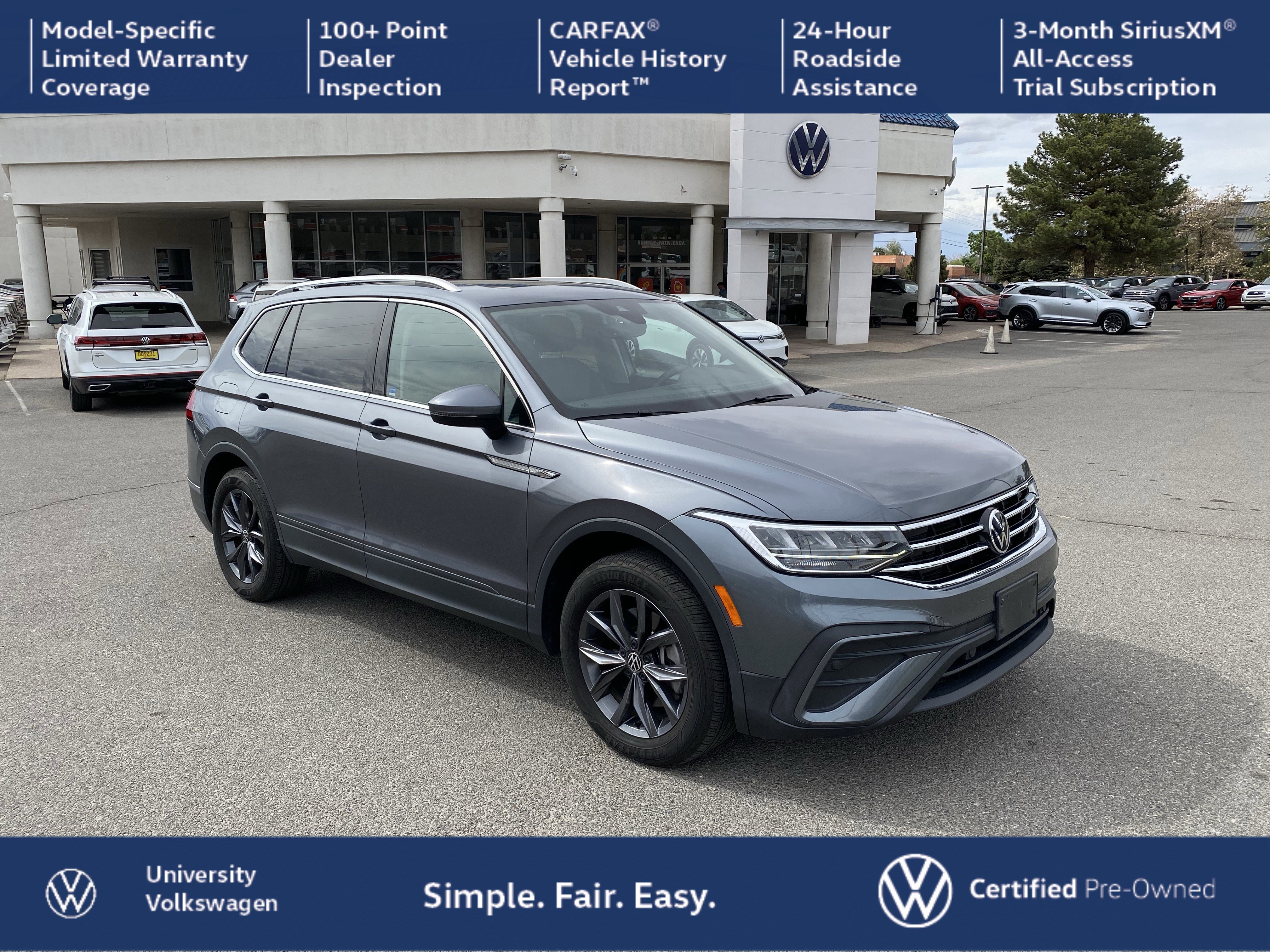 Used 2022 Volkswagen Tiguan SE w/ Panoramic Sunroof Package image 1