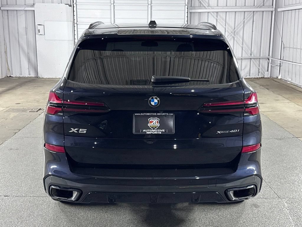 Used 2024 BMW X5 xDrive40i w/ M Sport Package AWD/4WD image 10