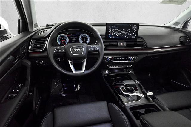 Certified 2025 Audi Q5 e Premium Plus w/ Premium Plus Package image 10