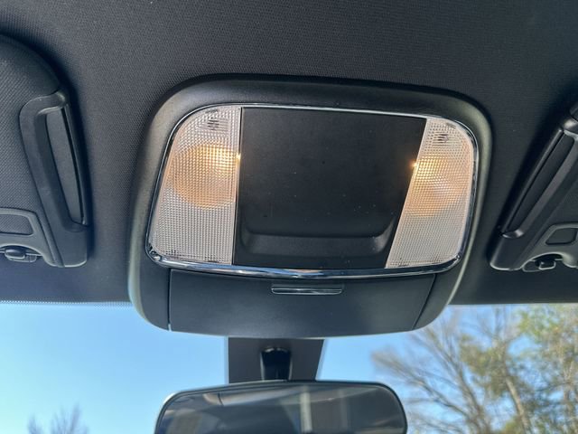 Used 2023 Dodge Charger SXT image 25