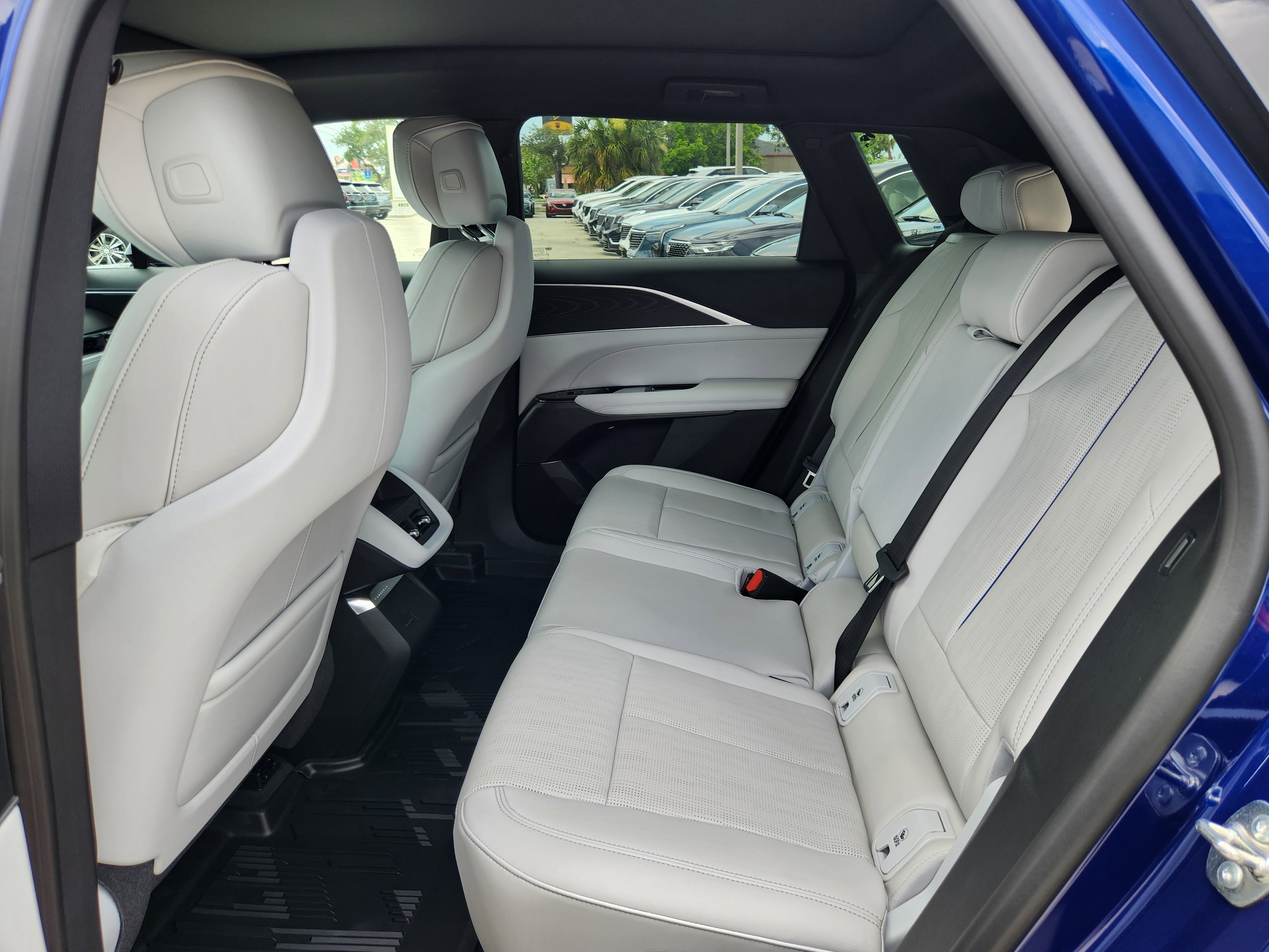 New 2025 Cadillac Lyriq Sport image 18