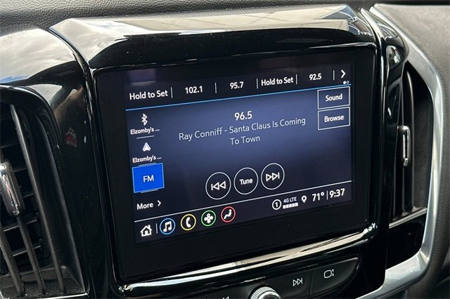 Used 2023 Chevrolet Traverse LT image 21