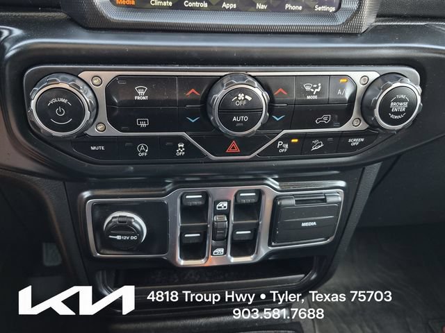 Used 2021 Jeep Wrangler Unlimited Sahara AWD/4WD image 37