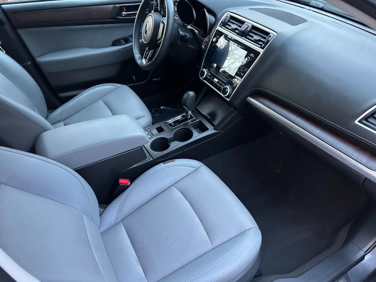 Used 2018 Subaru Outback 3.6R Limited image 5