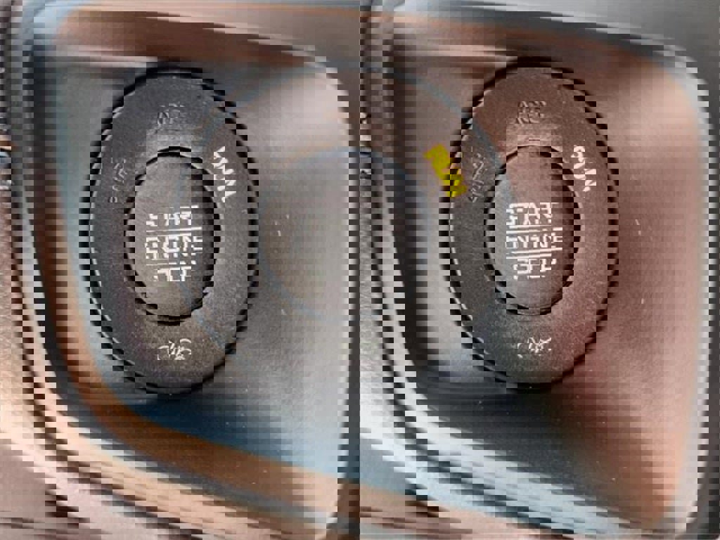 New 2025 Jeep Wrangler Unlimited Sahara w/ Dual Top Group image 26