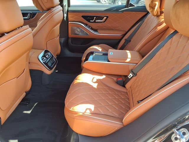 New 2027 Mercedes-Benz S 580 4MATIC Sedan image 18