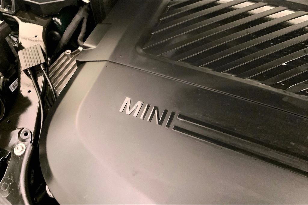 Used 2024 MINI Cooper SE w/ MINI Resolute Edition FWD image 31