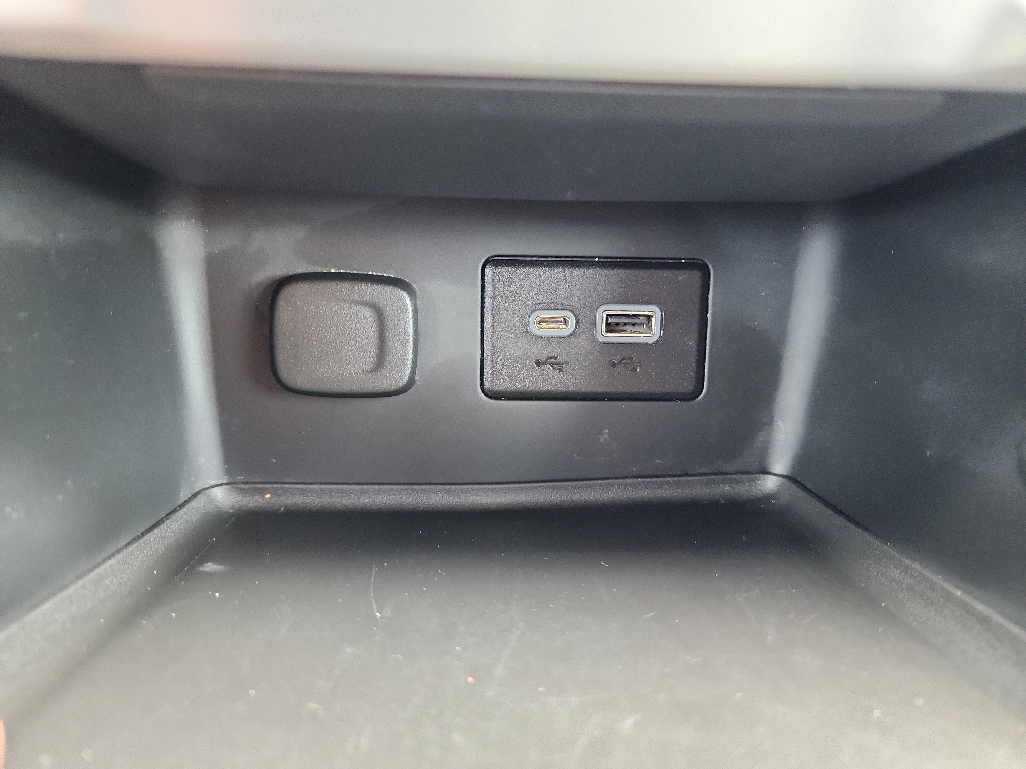 Used 2020 GMC Acadia SLT image 16