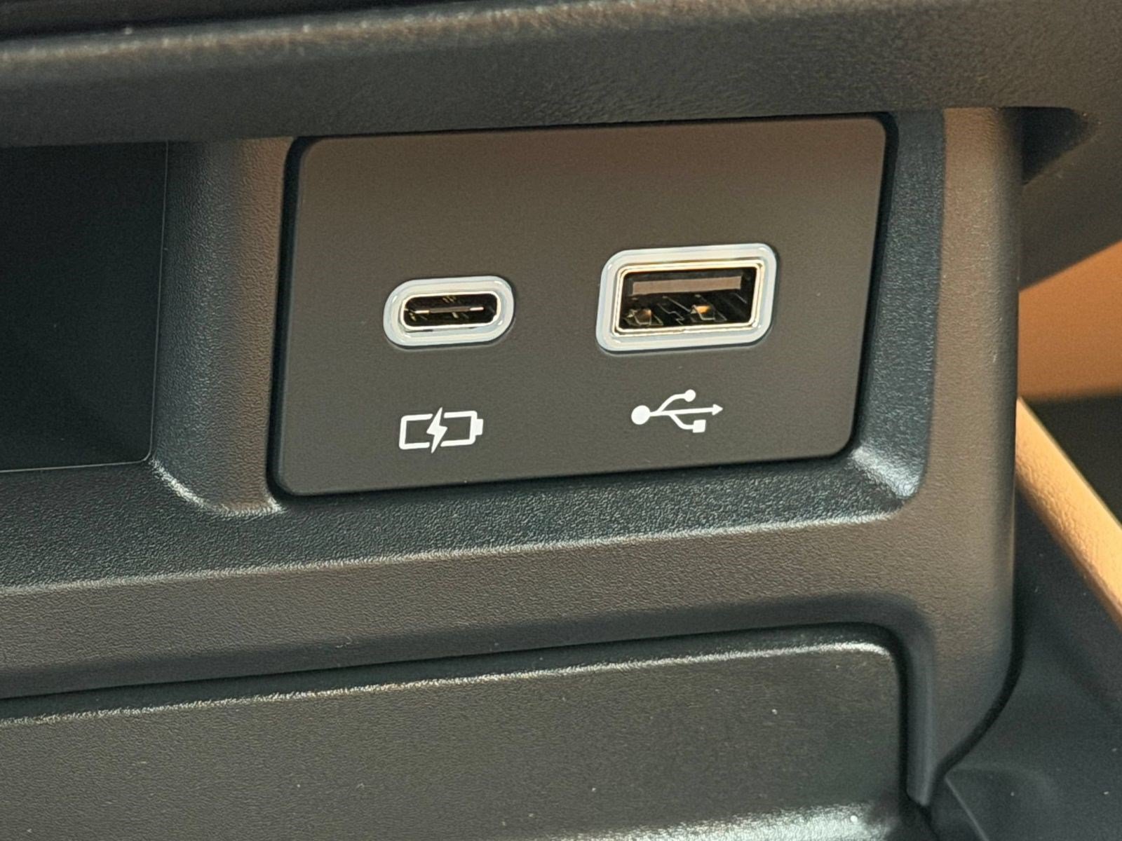 New 2026 Lexus NX 350 AWD image 32