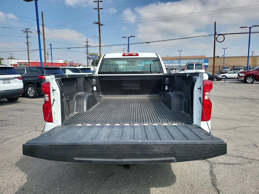 Used 2025 Chevrolet Silverado 1500 W/T RWD image 16