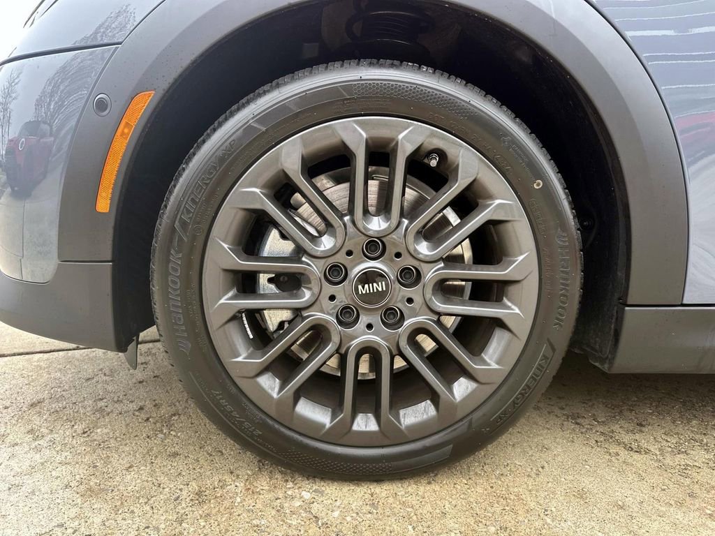 Certified 2025 MINI Cooper S image 10