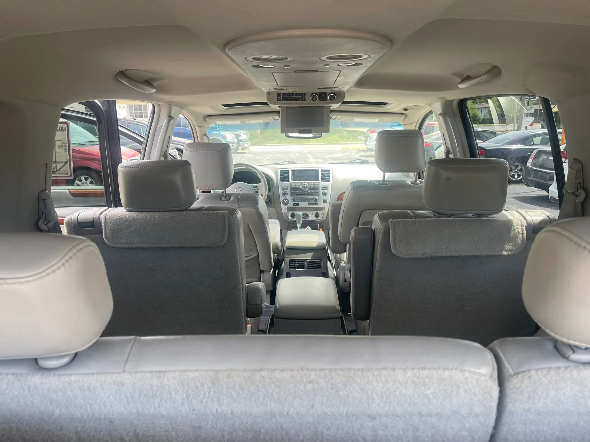 Used 2008 INFINITI QX56 4WD image 16