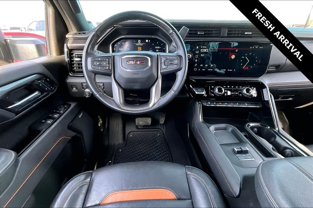 Used 2025 GMC Sierra 2500 AT4 w/ AT4 Premium Plus Package image 9