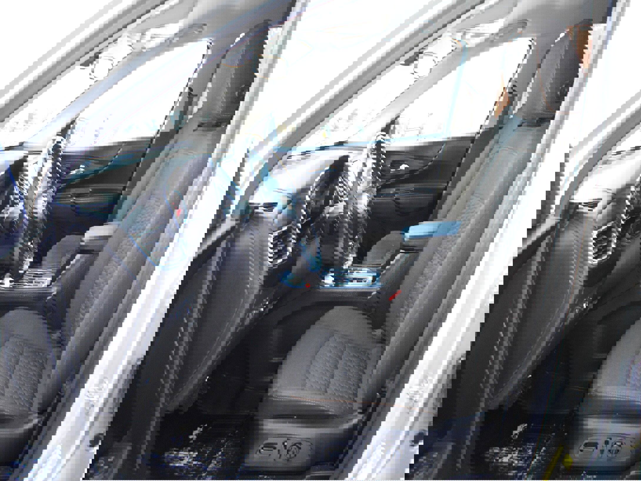 Used 2019 Chevrolet Equinox LT w/ Driver Convenience Package image 6