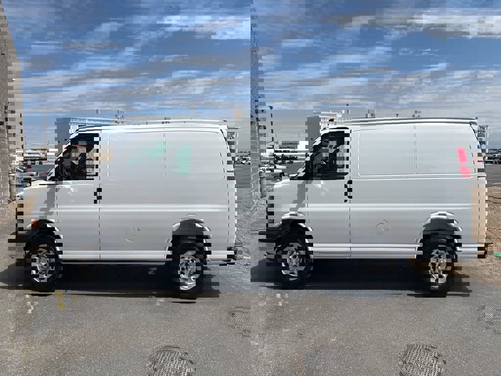 New 2025 Chevrolet Express 2500 w/ Driver Convenience Package image 6