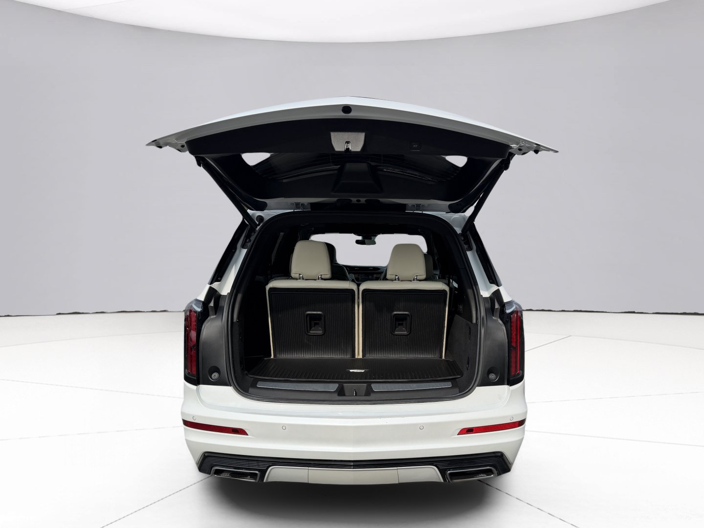 Used 2024 Cadillac XT6 Sport w/ LPO, Floor Liner Package AWD/4WD image 21