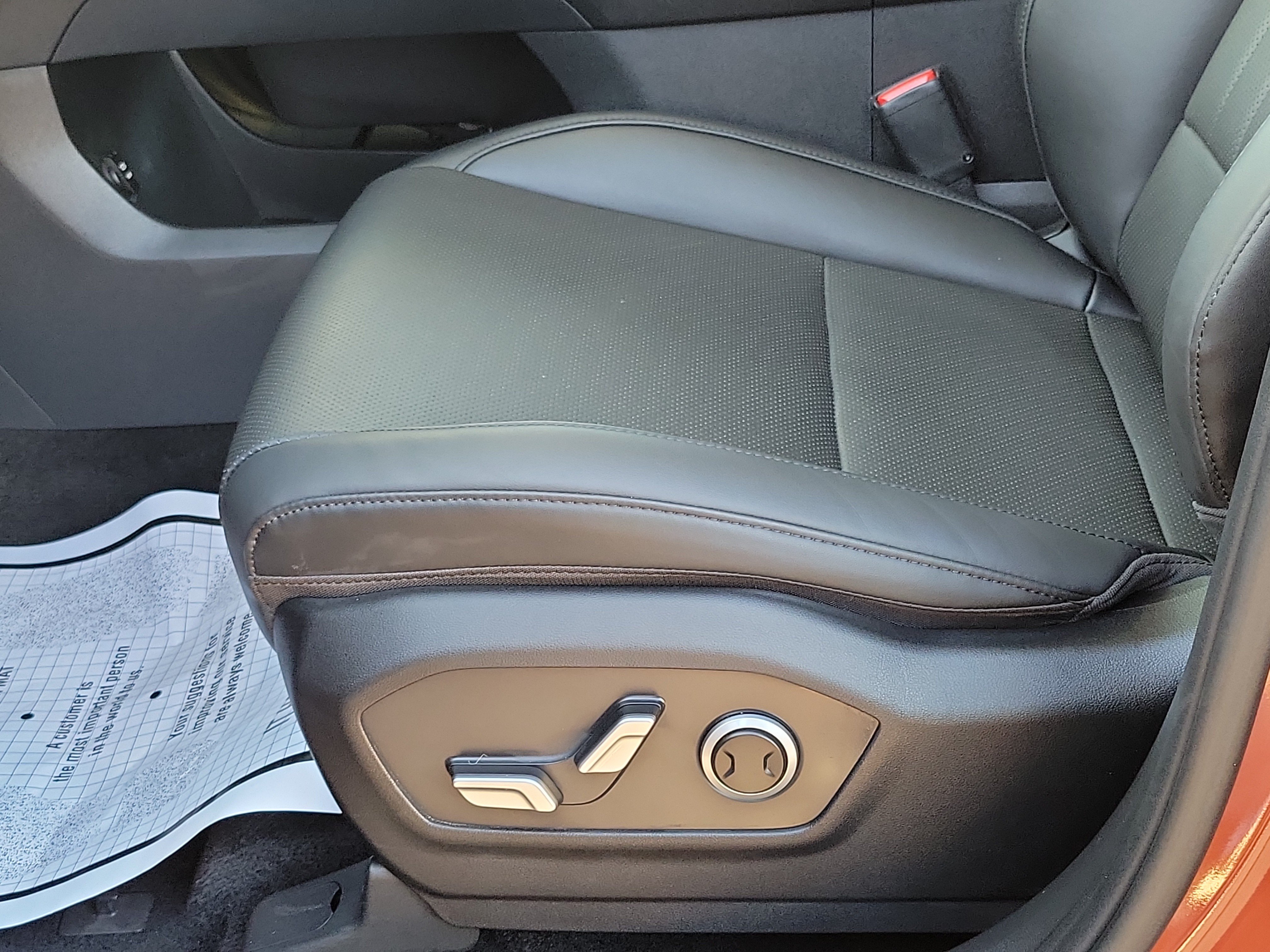 Certified 2025 Hyundai Santa Fe XRT AWD/4WD image 18