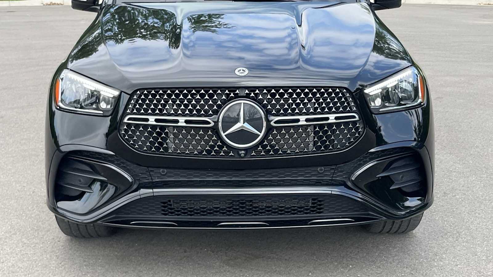 Certified 2025 Mercedes-Benz GLE 450e 4MATIC image 19
