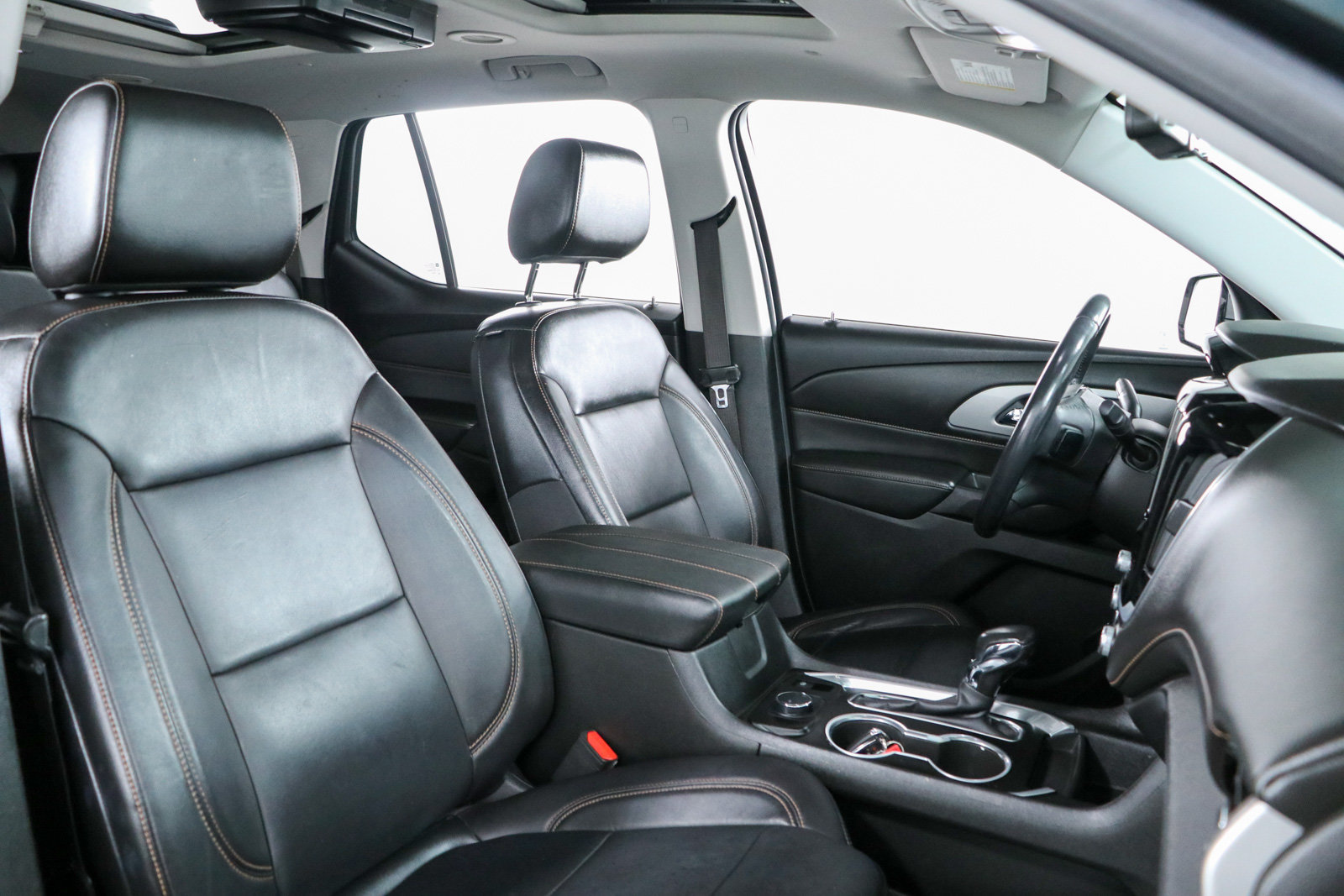 Used 2018 Chevrolet Traverse LT FWD image 31