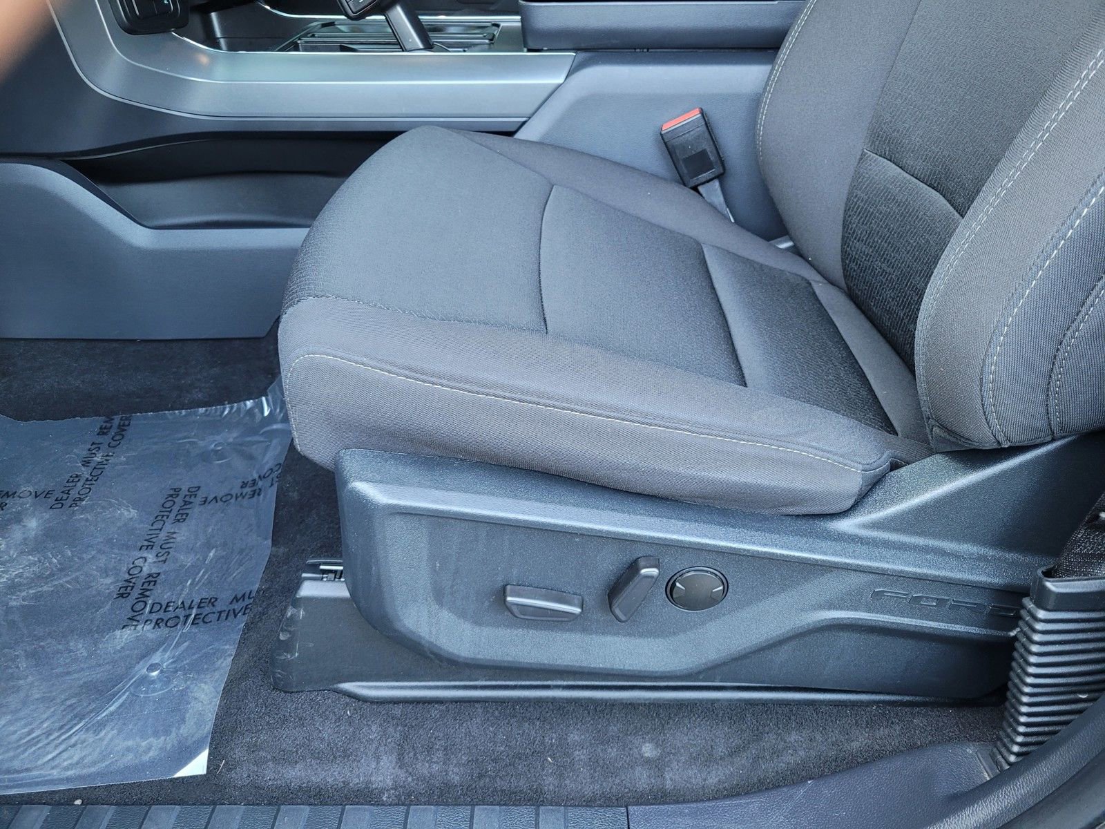 Used 2025 Ford F150 XLT w/ Equipment Group 302A MID image 23