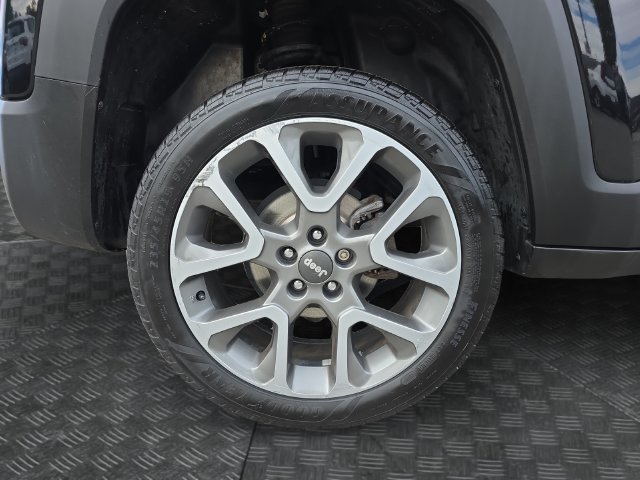 Used 2022 Jeep Renegade Limited w/ Sun, Sound & Wheels Group AWD/4WD image 38