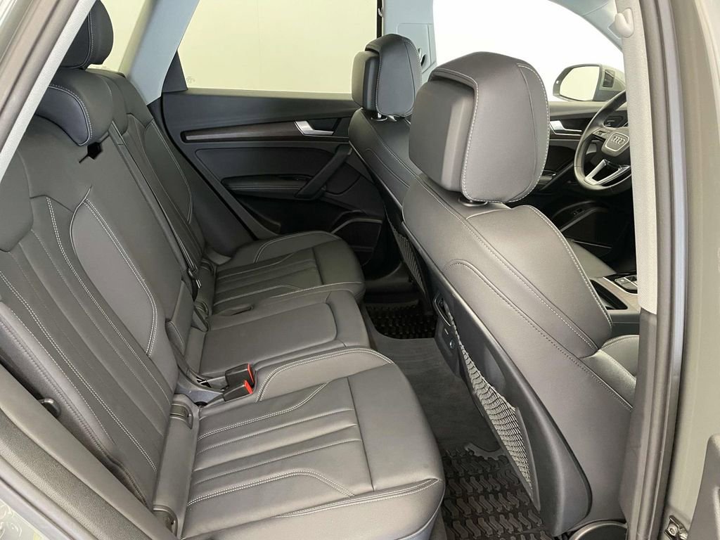 Certified 2024 Audi Q5 2.0T Premium Plus w/ Premium Plus Package image 18