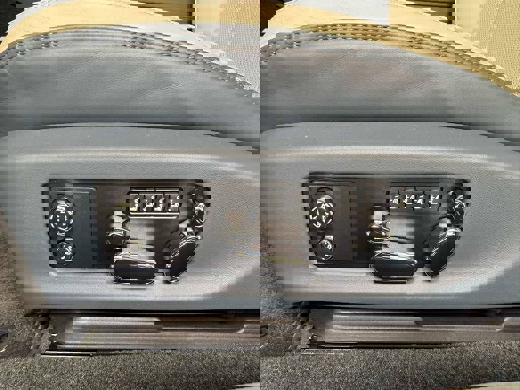 Used 2021 Bentley Continental GT Mulliner image 31