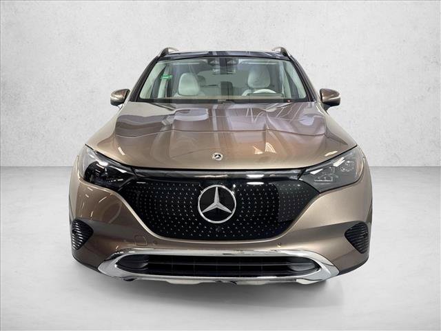 New 2026 Mercedes-Benz EQE 320 4MATIC SUV image 2