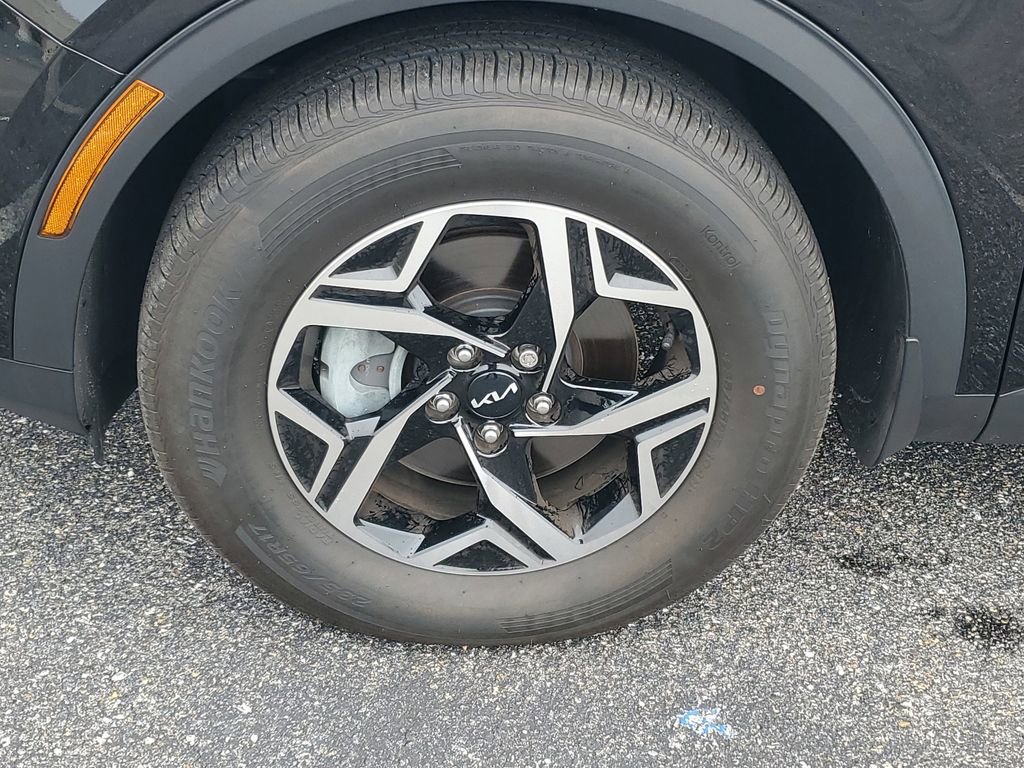 Used 2024 Kia Sportage LX image 30
